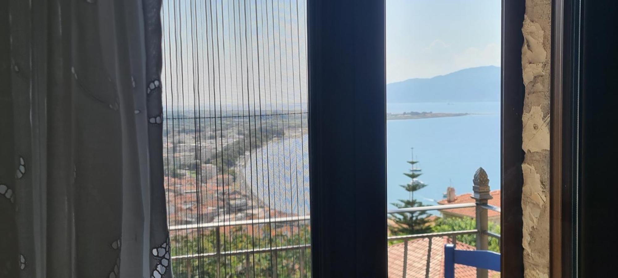 View By The Castle Nafpaktos Villa Екстериор снимка